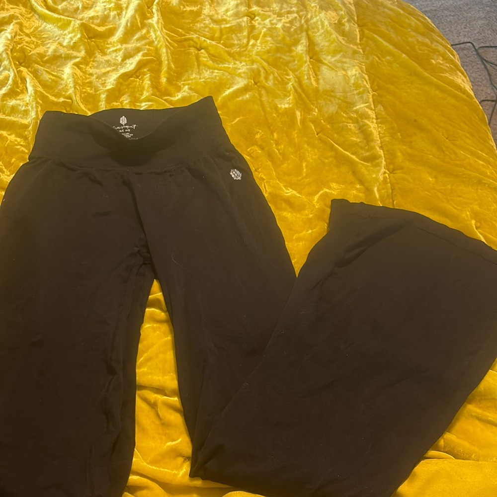 Free people movement medium/large leggings flare